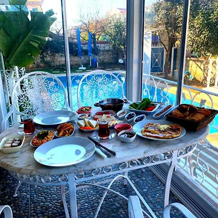 Hotel Duru Butik Alaçatı *
